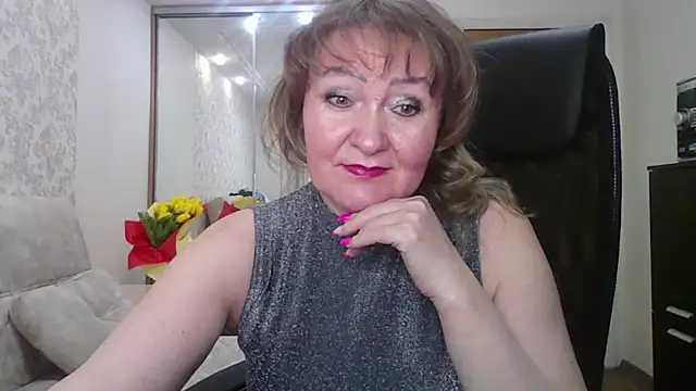 Victoria secrets  online show from 03/20/25, 05:58