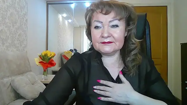 Victoria secrets  online show from 03/23/25, 07:42