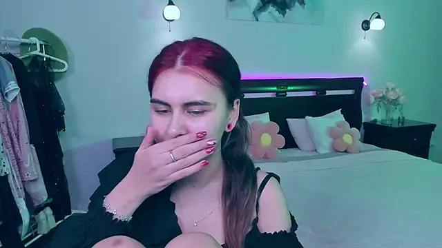 GabriellaMays online show from 03/12/25, 08:19