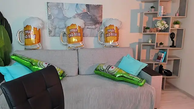 GabriellaMays online show from 09/28/25, 05:13