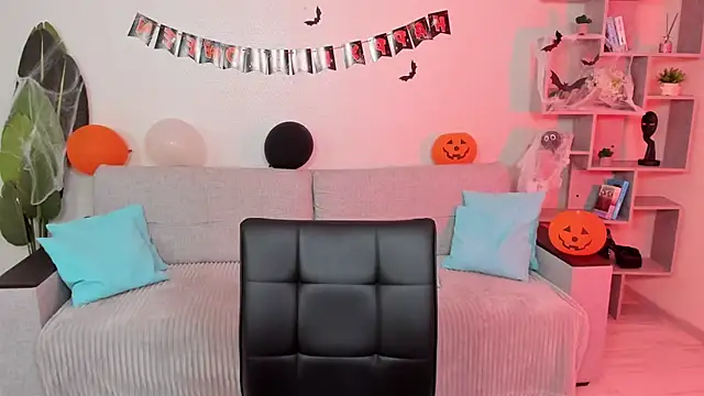 GabriellaMays online show from 11/03/25, 05:09