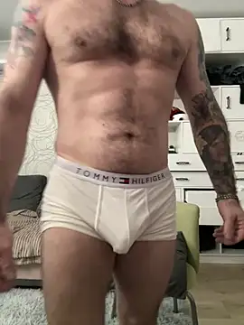 Snapshot of AlexFuck_79 chatting on 03/03/25, 10:17 AlexFuck 79 online show from 03/03/25, 10:17