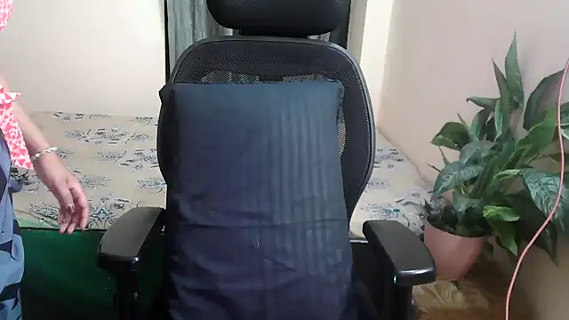 megancatluna online show from 04/04/26, 04:22