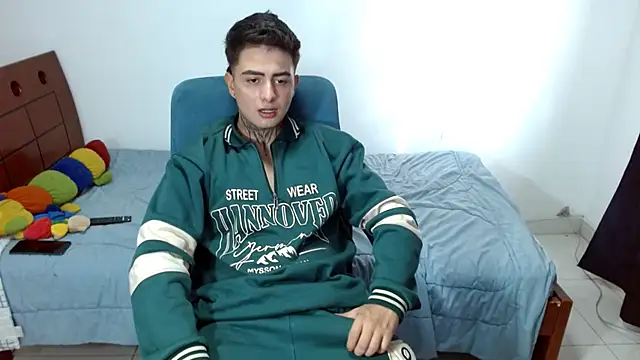 charly 2002 online show from 02/16/25, 09:27