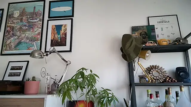 MikymikeBBWD online show from 11/26/25, 11:11