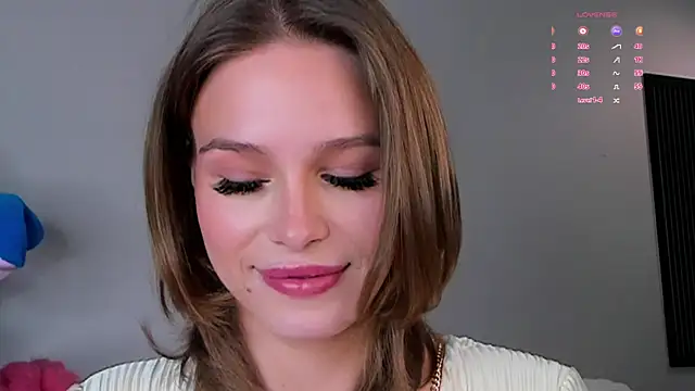 Snapshot of TaiteBayles chatting on 09/28/25, 01:44 TaiteBayles online show from 09/28/25, 01:44