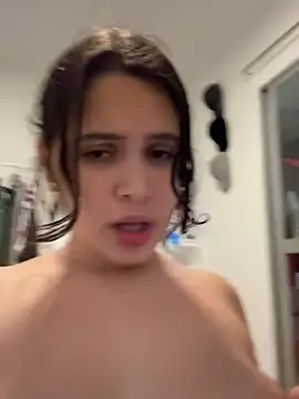 Snapshot of jasmine_smit chatting on 03/23/25, 05:21 jasmine smit online show from 03/23/25, 05:21