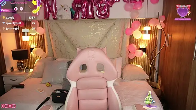 Snapshot of Julieta_priv chatting on 01/05/26, 05:27 Julieta priv online show from 01/05/26, 05:27