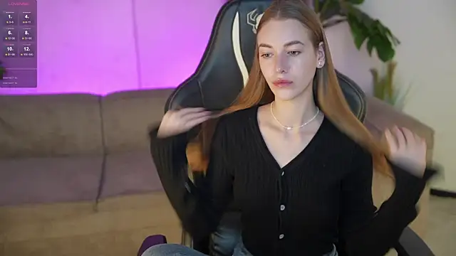 Layla Sweet  online show from 10/20/25, 03:23