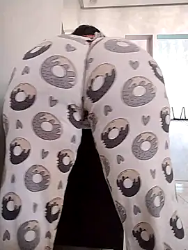 Dalou3a-69 online show from 01/14/26, 12:44