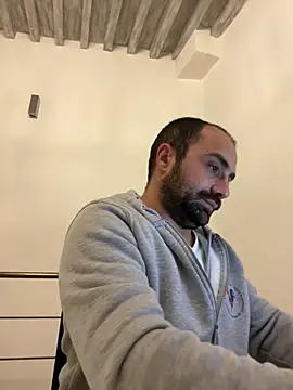Snapshot of morfeoX chatting on 02/19/25, 10:09 morfeoX online show from 02/19/25, 10:09