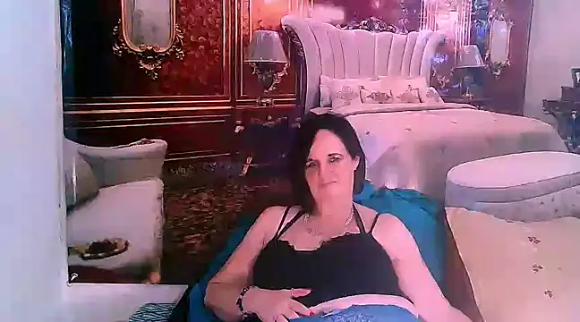 Snapshot of LuciousGrace chatting on 03/01/25, 07:26 LuciousGrace online show from 03/01/25, 07:26