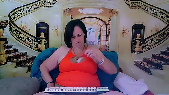 Snapshot of LuciousGrace chatting on 03/20/25, 09:04 LuciousGrace online show from 03/20/25, 09:04