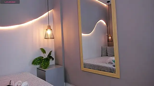 lucelly 15 online show from 09/24/25, 11:13