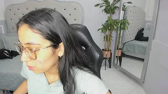 lucelly 15 online show from 02/22/26, 11:53