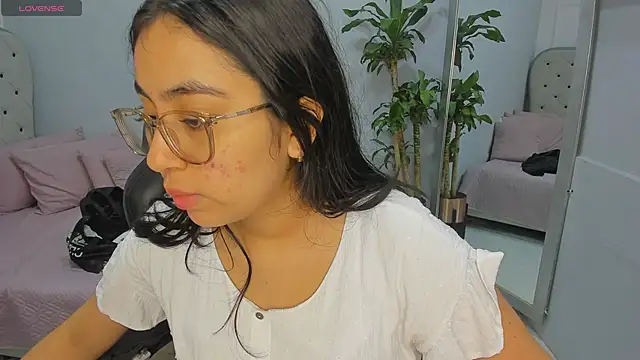 lucelly 15 online show from 02/26/26, 11:42