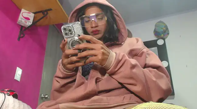 Snapshot of Gaby-sexy chatting on 02/13/25, 01:26 Gaby-sexy online show from 02/13/25, 01:26