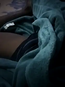 Snapshot of Sexnyobinyobi chatting on 09/17/25, 09:38 Sexnyobinyobi online show from 09/17/25, 09:38