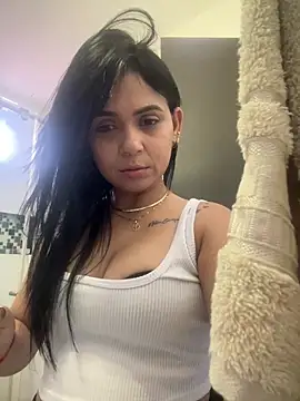 Casandra lym1 online show from 04/01/26, 05:43