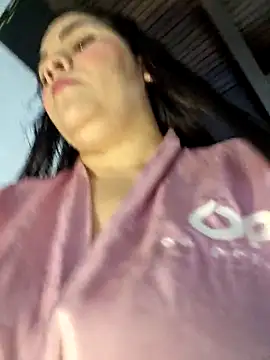 Snapshot of JanickBaker chatting on 09/15/25, 12:05 JanickBaker online show from 09/15/25, 12:05