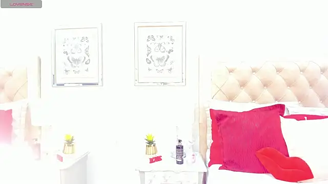 KimberlyBigBoobs online show from 04/15/26, 08:53