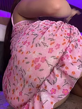 MelanieHillss online show from 07/07/26, 06:47
