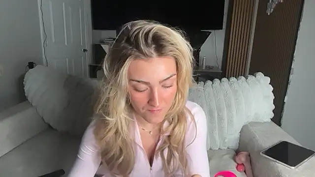 meggsworld online show from 04/19/26, 06:21