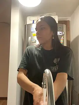 Snapshot of Naatalia chatting on 03/18/25, 04:59 Naatalia online show from 03/18/25, 04:59