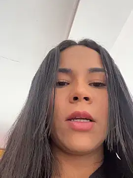 Snapshot of Naatalia chatting on 03/20/25, 05:15 Naatalia online show from 03/20/25, 05:15