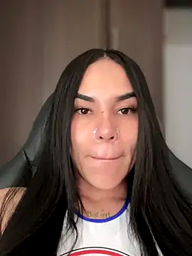 Snapshot of Naatalia chatting on 09/21/25, 08:54 Naatalia online show from 09/21/25, 08:54