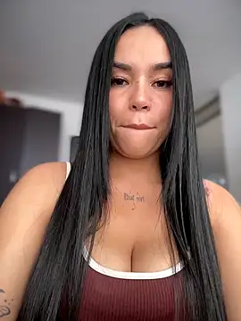 Naatalia online show from 06/07/26, 09:07