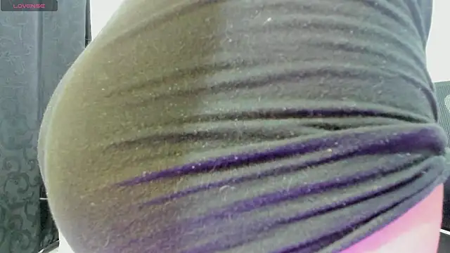 Naoko 7w7 online show from 10/06/25, 11:24