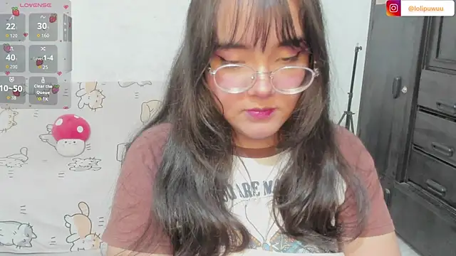 Snapshot of Naoko_7w7 chatting on 06/15/26, 01:41 Naoko 7w7 online show from 06/15/26, 01:41