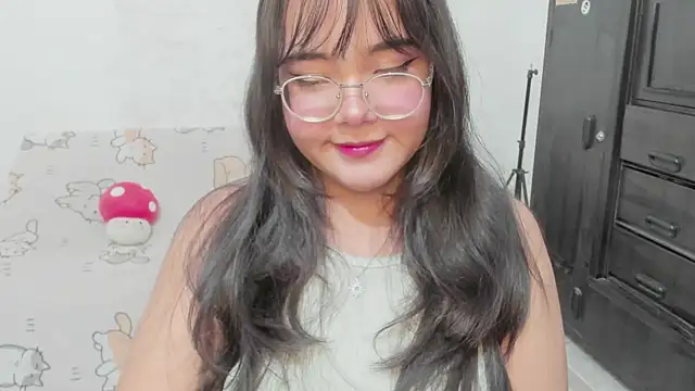 Snapshot of Naoko_7w7 chatting on 06/17/26, 01:34 Naoko 7w7 online show from 06/17/26, 01:34