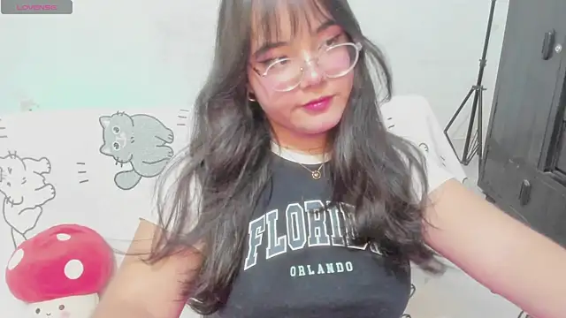 Snapshot of Naoko_7w7 chatting on 07/10/26, 02:38 Naoko 7w7 online show from 07/10/26, 02:38