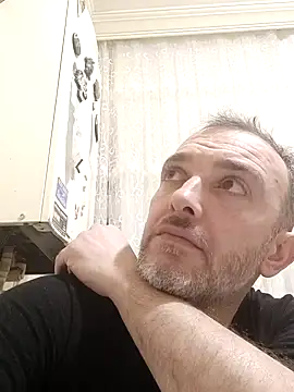 Snapshot of CHaTLaQ chatting on 02/13/25, 01:19 CHaTLaQ online show from 02/13/25, 01:19