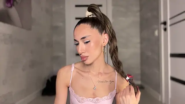 alissadreams online show from 04/18/26, 12:53