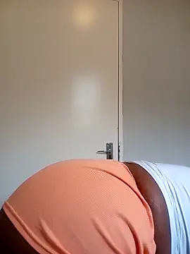 PinkMagic online show from 04/13/26, 09:15