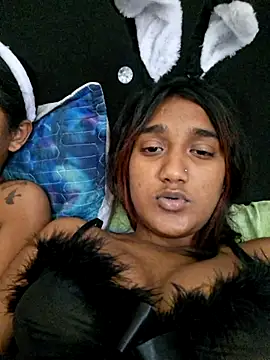 Snapshot of indianpink_lips chatting on 07/11/26, 11:35 indianpink lips online show from 07/11/26, 11:35