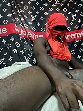 Snapshot of BlaccZhakky chatting on 10/02/25, 02:35 BlaccZhakky online show from 10/02/25, 02:35