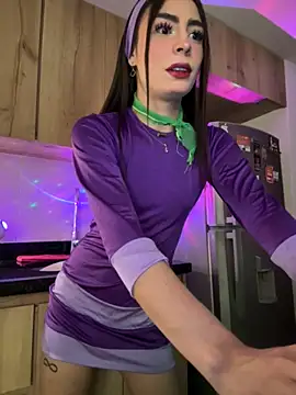 Snapshot of candycami19 chatting on 09/27/25, 01:43 candycami19 online show from 09/27/25, 01:43