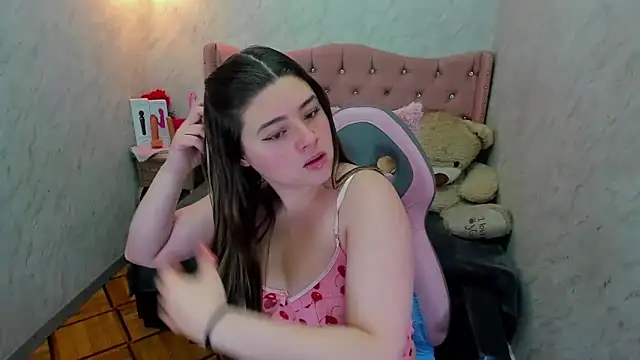 Lianngrace online show from 04/14/26, 02:45