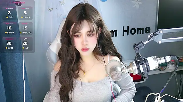 Snapshot of hanhan-baby chatting on 02/18/25, 09:54 hanhan-baby online show from 02/18/25, 09:54