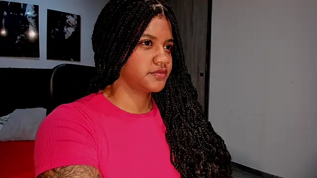 Snapshot of ZahraRose chatting on 09/28/25, 12:21 ZahraRose online show from 09/28/25, 12:21