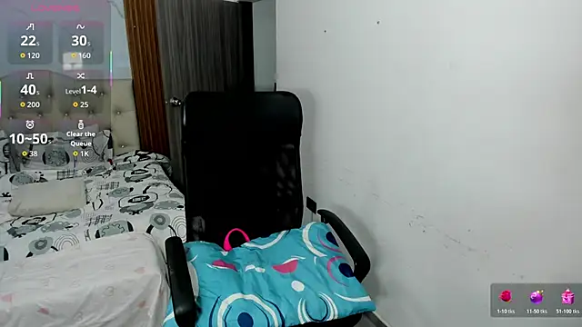 ZahraRose online show from 04/22/26, 10:55