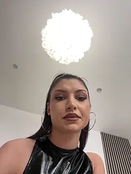 Snapshot of VanessaOssry chatting on 02/23/26, 06:49 VanessaOssry online show from 02/23/26, 06:49