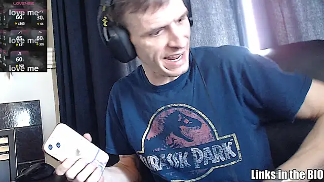 Snapshot of teninchty chatting on 02/13/25, 06:48 teninchty online show from 02/13/25, 06:48