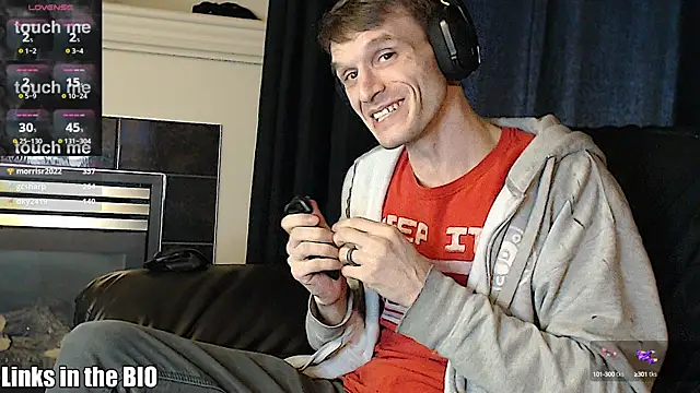 Snapshot of teninchty chatting on 03/02/25, 01:26 teninchty online show from 03/02/25, 01:26