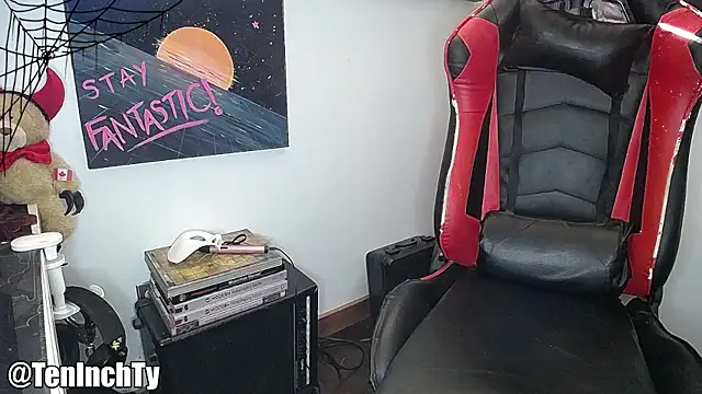 Snapshot of teninchty chatting on 10/22/25, 04:29 teninchty online show from 10/22/25, 04:29