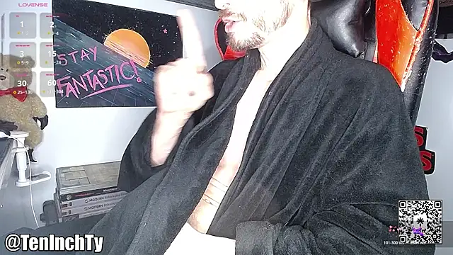 Snapshot of teninchty chatting on 11/02/25, 01:57 teninchty online show from 11/02/25, 01:57